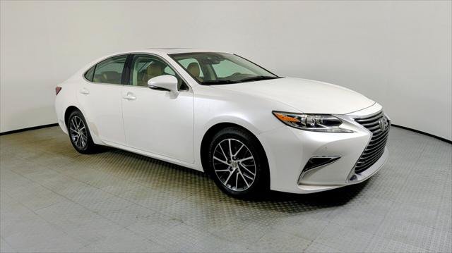 Used 2018 Lexus ES 350 w/ Luxury Package w/Wood Trim FWD image 10