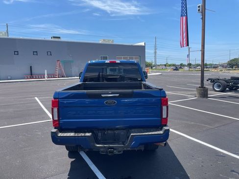 Used 2022 Ford F250 Lariat w/ Black Appearance Package AWD/4WD image 4