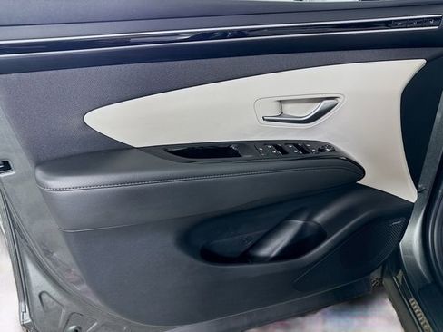 Used 2023 Hyundai Tucson Limited image 13