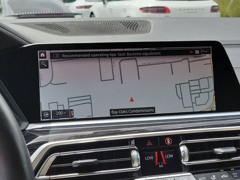 Used 2021 BMW X7 xDrive40i w/ M Sport Package AWD/4WD image 30