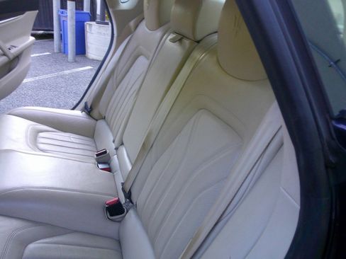 Used 2015 Maserati Quattroporte S Q4 AWD/4WD image 70