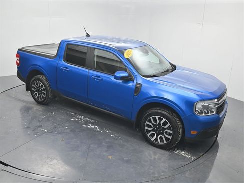 Used 2022 Ford Maverick Lariat w/ Lariat Luxury Package image 40