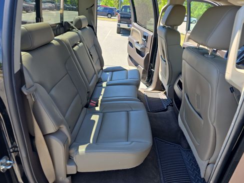 Used 2014 Chevrolet Silverado 1500 LTZ Z71 w/ LTZ Plus Package image 12