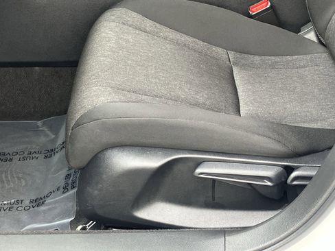 Certified 2025 Honda Accord LX image 17