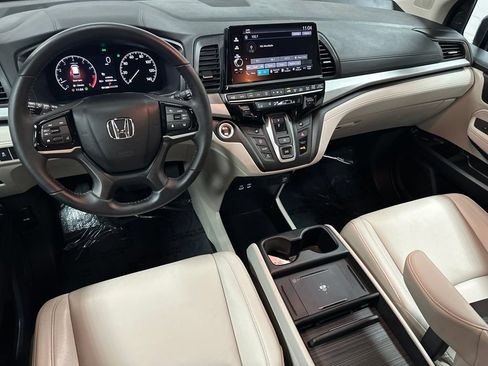 Used 2026 Honda Odyssey EX-L image 12