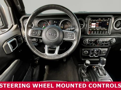 Used 2022 Jeep Wrangler Unlimited Sahara w/ Cold Weather Group AWD/4WD image 8