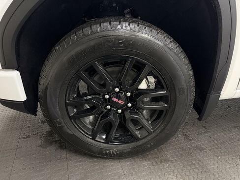 New 2026 GMC Sierra 1500 Pro w/ Graphite Edition image 10