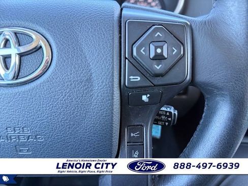 Used 2018 Toyota Sequoia Limited w/ Safety & Convenience Package image 21