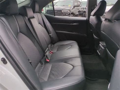 Used 2019 Toyota Camry XSE image 21