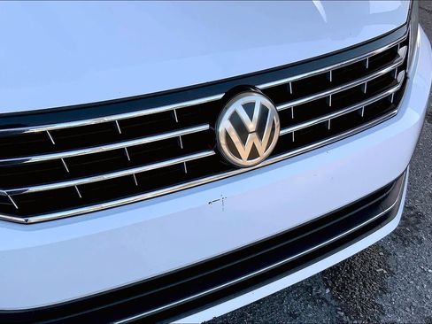 Used 2016 Volkswagen Passat 1.8T SE image 29