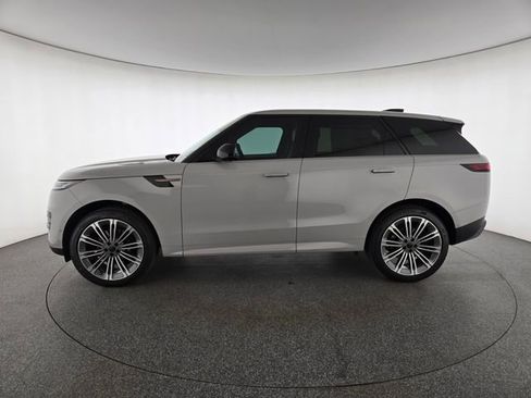 New 2026 Land Rover Range Rover Sport SE image 29