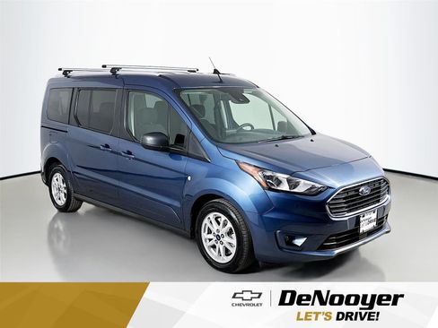 Used 2022 Ford Transit Connect XLT image 1