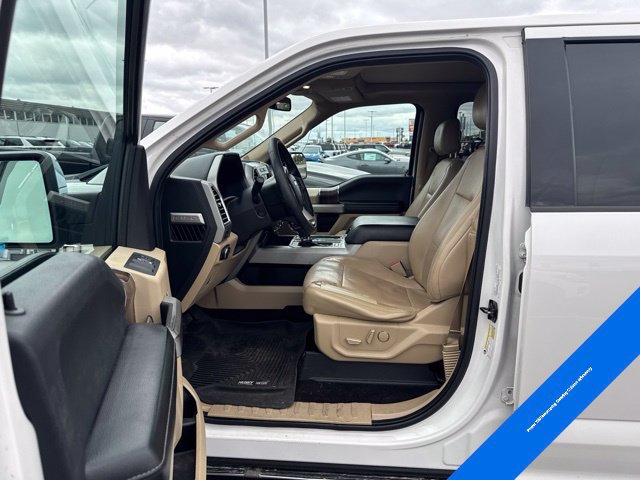 Used 2016 Ford F150 Lariat w/ Equipment Group 502A Luxury AWD/4WD image 15