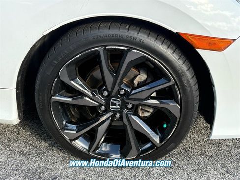 Used 2019 Honda Civic Sport image 9