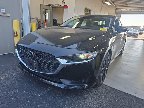Used 2025 MAZDA MAZDA3 s FWD image 2