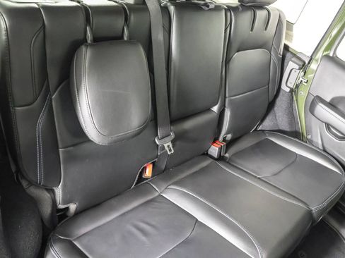 Used 2023 Jeep Wrangler Unlimited Rubicon 4xe AWD/4WD image 42