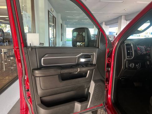 Used 2026 RAM 2500 Big Horn AWD/4WD image 32