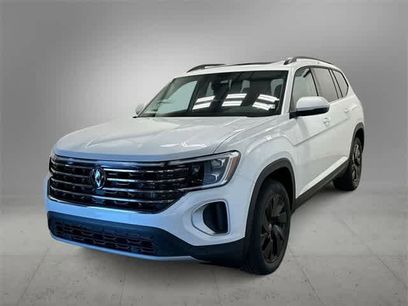 New 2026 Volkswagen Atlas SE