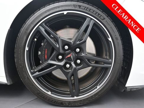 Used 2022 Chevrolet Corvette Stingray Premium Cpe w/ Z51 Performance Package image 11