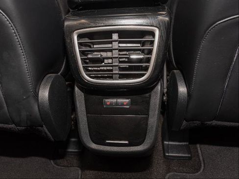 Used 2021 Lincoln Nautilus Reserve AWD/4WD image 19