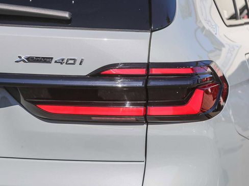 Certified 2024 BMW X7 xDrive40i w/ M Sport Package image 7