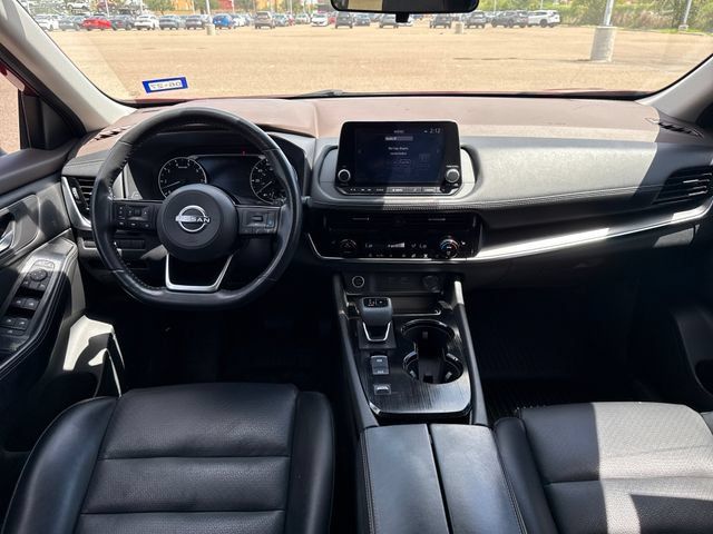 Certified 2022 Nissan Rogue SV w/ SV Premium Package FWD image 13