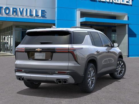 New 2026 Chevrolet Traverse LT image 4