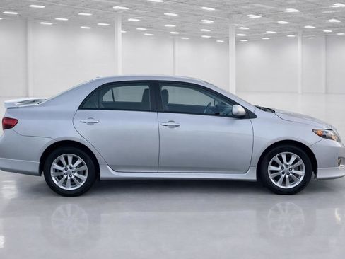 Used 2010 Toyota Corolla 4dr Sdn Auto S (Natl) image 5