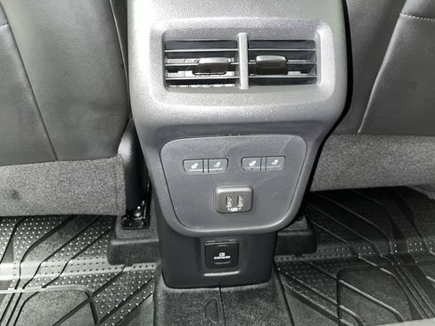 Certified 2020 Chevrolet Equinox Premier AWD/4WD image 12
