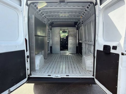 Used 2023 RAM ProMaster 3500 FWD image 5