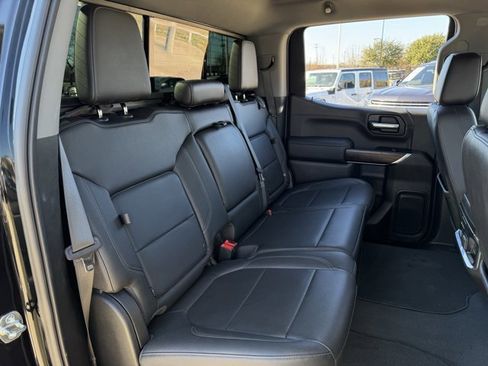 Used 2019 GMC Sierra 1500 SLT image 31