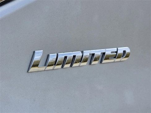 Used 2023 Toyota Tundra Limited image 34