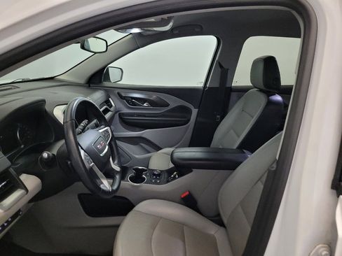 Used 2023 GMC Terrain SLT w/ Tech Package AWD/4WD image 17