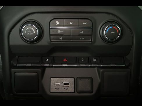 Used 2024 Chevrolet Silverado 2500 Custom image 27