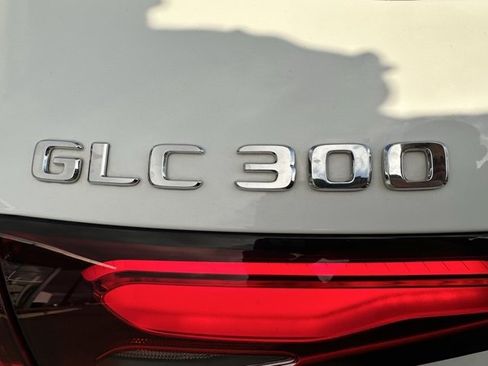 Certified 2023 Mercedes-Benz GLC 300 4MATIC image 9