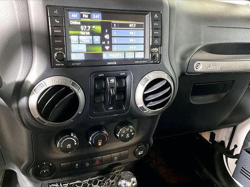 Used 2017 Jeep Wrangler Unlimited Sport image 24