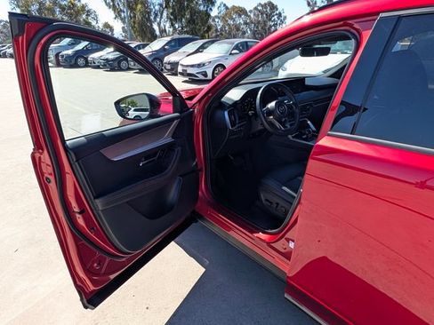 Certified 2026 MAZDA CX-70 3.3 Turbo S w/ Premium Package AWD/4WD image 39