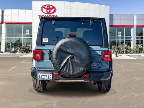 Used 2024 Jeep Wrangler Sport AWD/4WD image 6