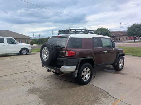 Used 2007 Toyota FJ Cruiser 4WD image 5