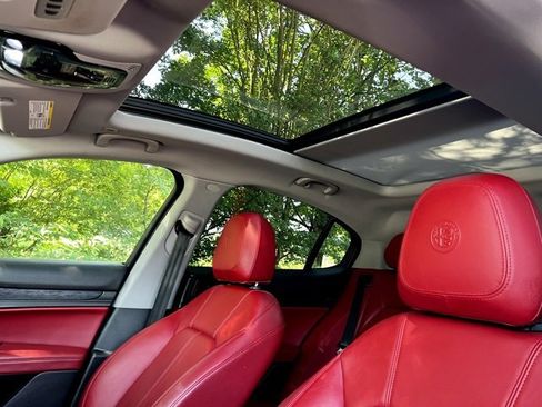 Used 2021 Alfa Romeo Stelvio Sprint w/ Nero Edizione image 46