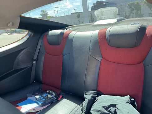 Used 2012 Hyundai Genesis 3.8 image 11