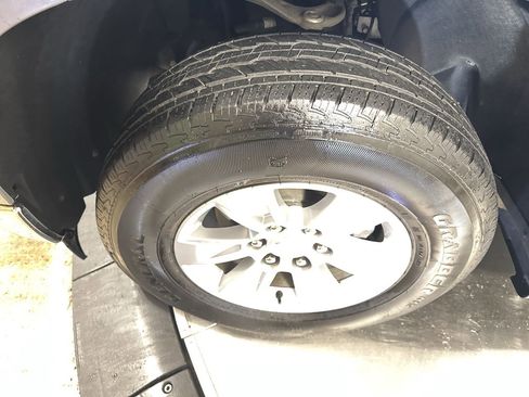 Used 2024 Chevrolet Silverado 1500 LT w/ Protection Package image 11