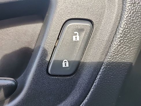 Used 2021 Chevrolet Colorado W/T w/ WT Convenience Package image 30