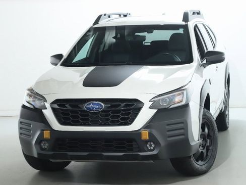 Certified 2022 Subaru Outback Wilderness image 3