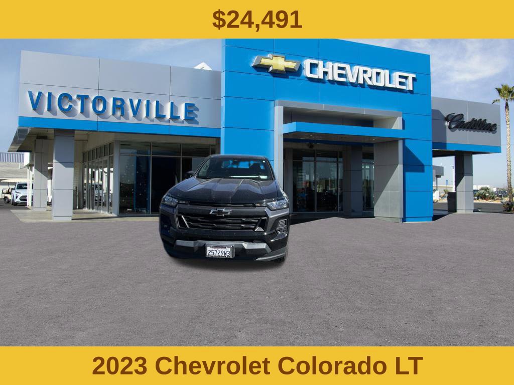 Used 2023 Chevrolet Colorado LT w/ LT Convenience Package RWD image 2