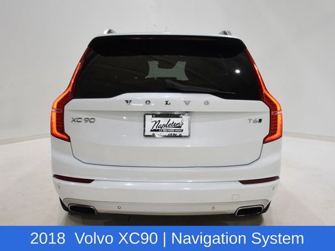 Used 2018 Volvo XC90 T6 Momentum w/ Convenience Package image 5