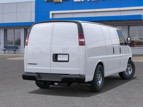 New 2026 Chevrolet Express 2500 RWD image 4