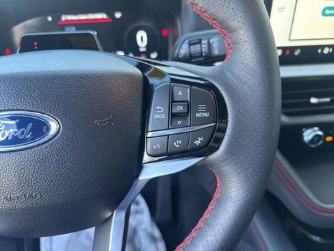 Used 2025 Ford Explorer ST-Line AWD/4WD image 17