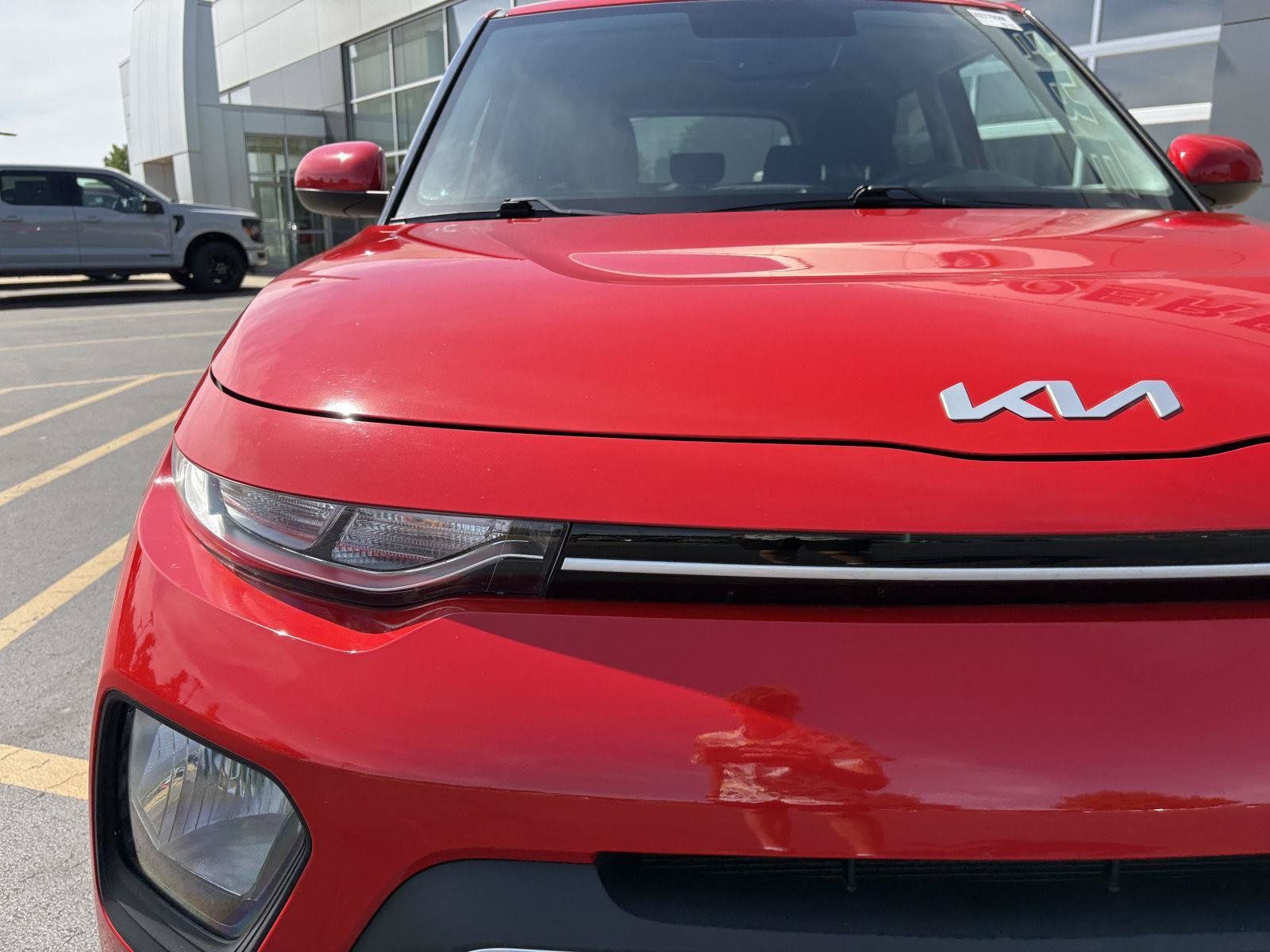 Used 2022 Kia Soul LX FWD image 23