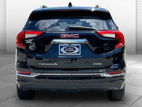Used 2022 GMC Terrain Denali w/ Black Diamond Edition AWD/4WD image 3